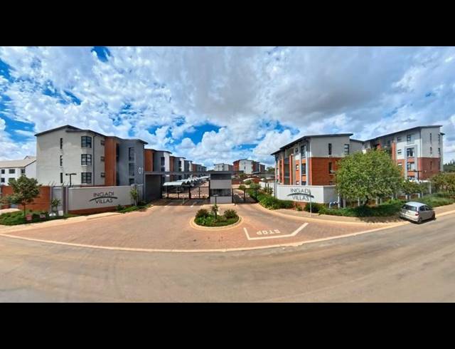 2 BEDROOM APARTMENT FOR SALE IN GLEN MARAIS